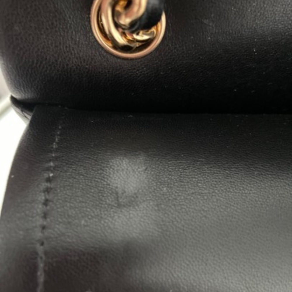 Classic Flap Jumbo Lambskin with Gold Hardware - Picture 11 of 12